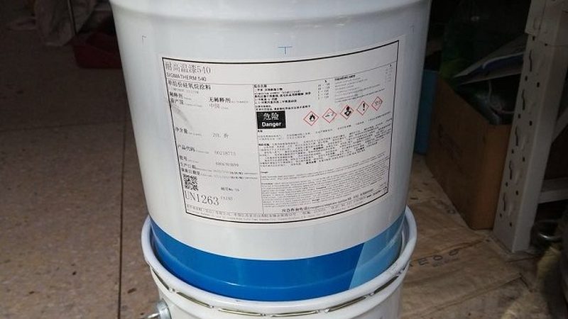 丙烯酸体育地坪涂料：揭秘其价格背后的价值**